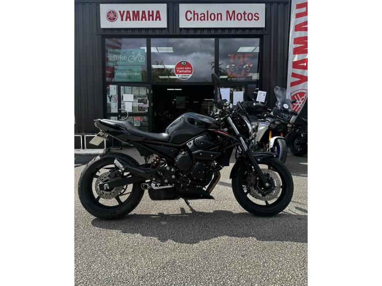 YAMAHA XJ6