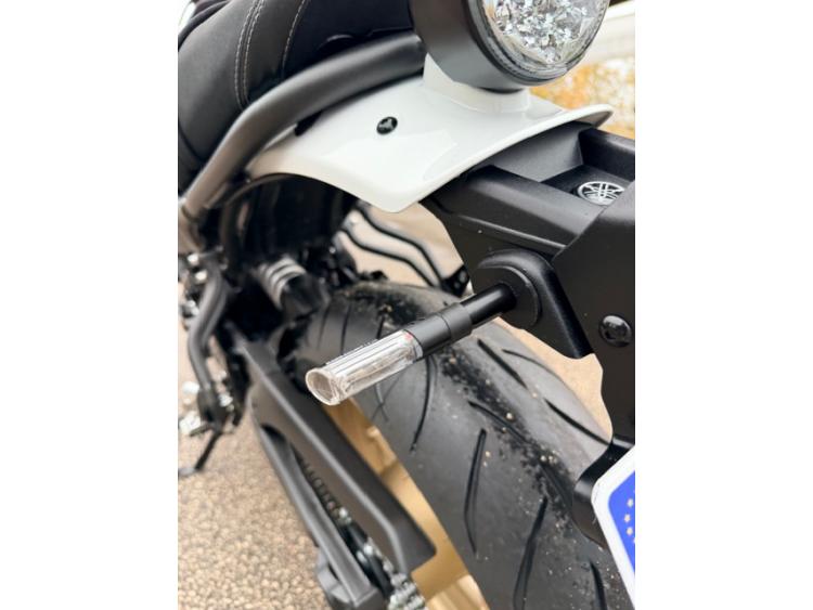 YAMAHA XSR 700 / XSR700 full